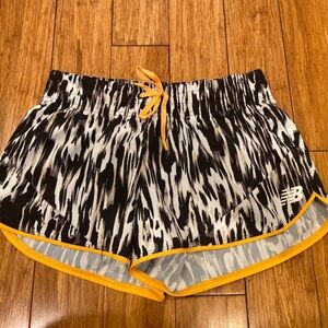 Women’s New Balance Fast Flight Split Shorts running sz S excellent condition
